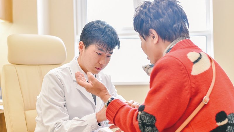失能老人护理公司推荐