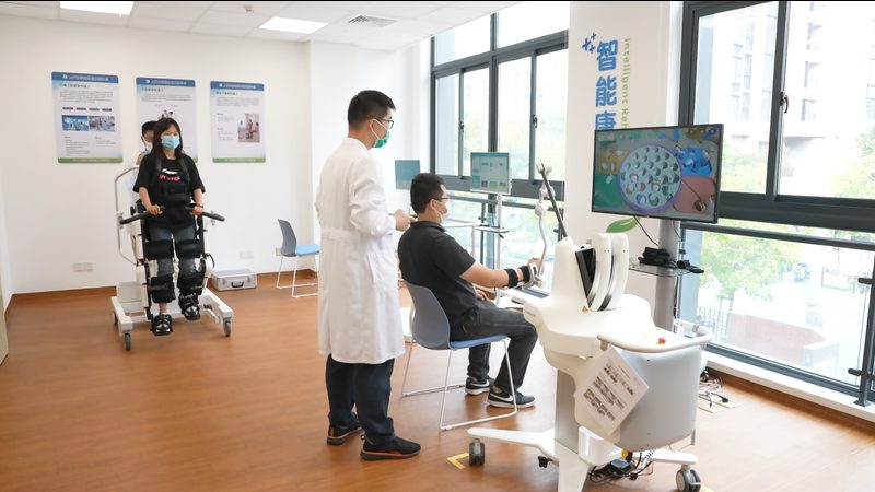 养老照护系统：安装费用背后的考量因素